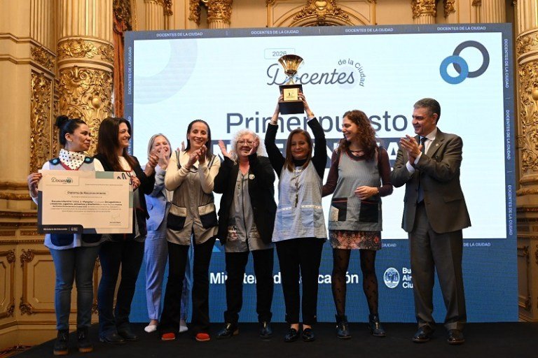 La Ciudad premió proyectos innovadores de docentes para mejorar los aprendizajes