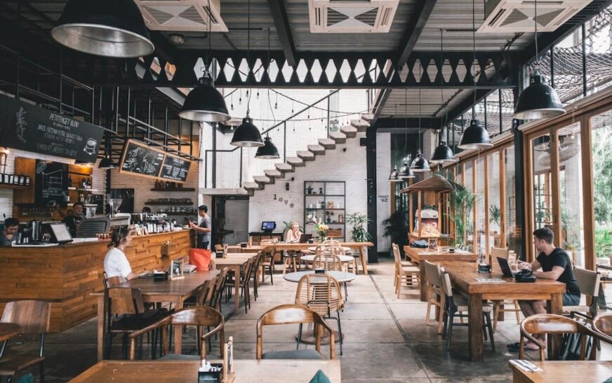 San Telmo: el Mercado reabre con nueva sección de gastronomía porteña y feria de diseño